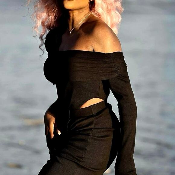 The Drop Women's Black Long Sleeve One-Shoulder Bodysuit by Julia Fox Medium - Picture 2 of 5